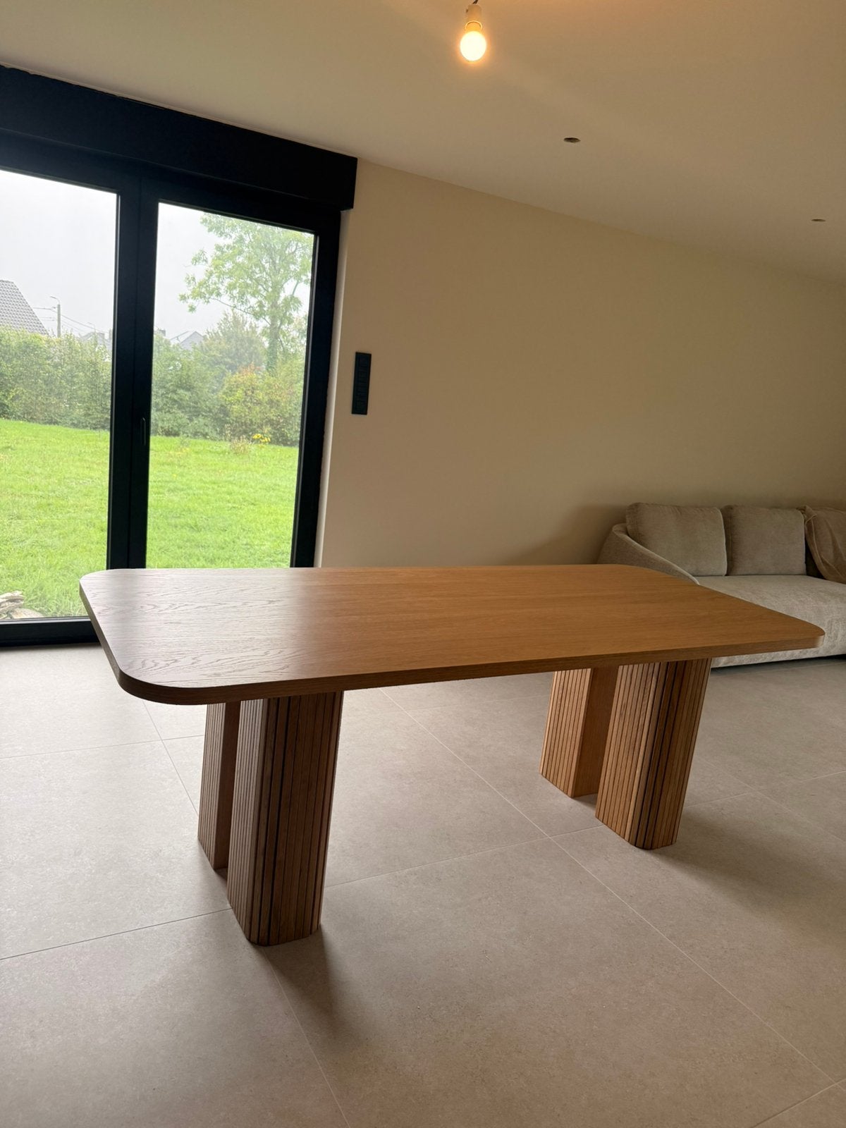 Table à manger toute juste montée - 450€, Neuf, Comtemporain, Synthétique, Enlèvement