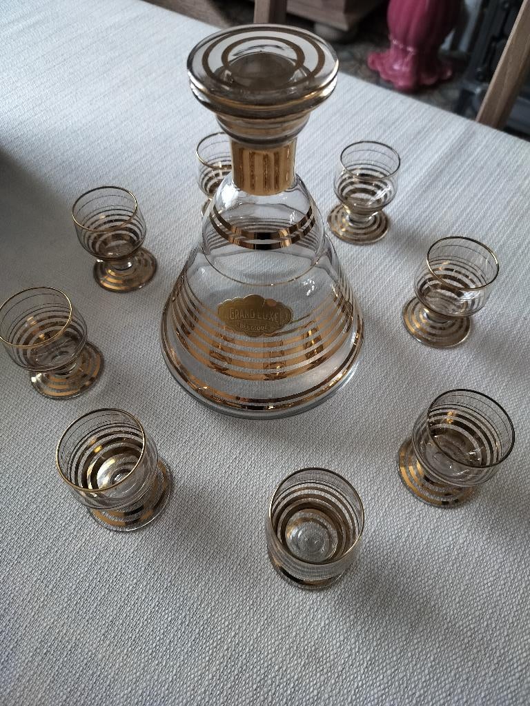 Likeurservies, Ophalen