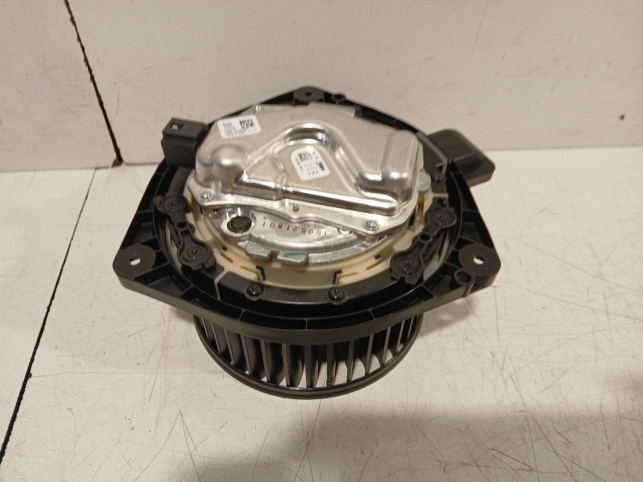 Kachel ventilator motor BMW Z4, Onderdelen@venauto.nl, Van der Ven Autorecycling B.V., Ettenseweg 76, 4706 PB Roosendaal, The Netherlands