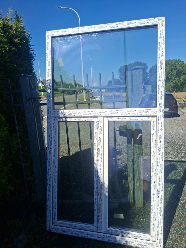 Pvc chassi dubbel glas GEALAN, Dieren en Toebehoren, Vogels | Hokken en Kooien, Ophalen of Verzenden