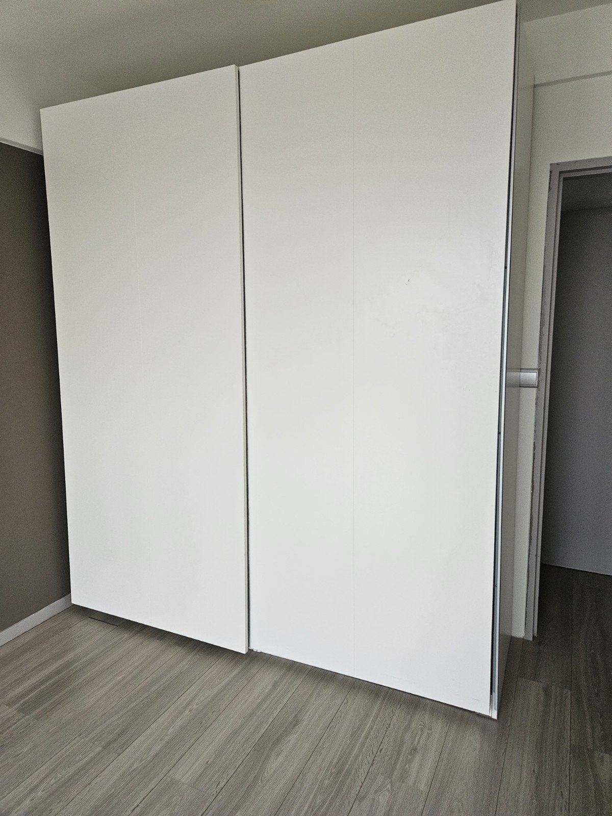 Garderobe IKEA PAX, Enlèvement