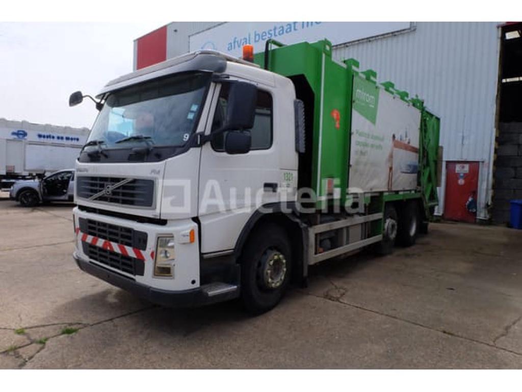 REF:1321 - Camion poubelle Volvo FMFH E5 (2009 - 413337 kms), Autos, Camions, Achat, Entreprise, Autres carburants, Volvo