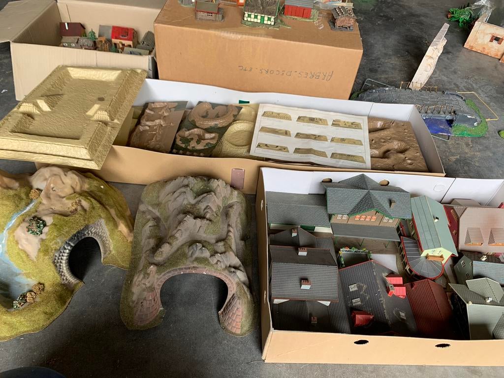 Diorama onderdelen, Ophalen, Zo goed als nieuw, Diorama