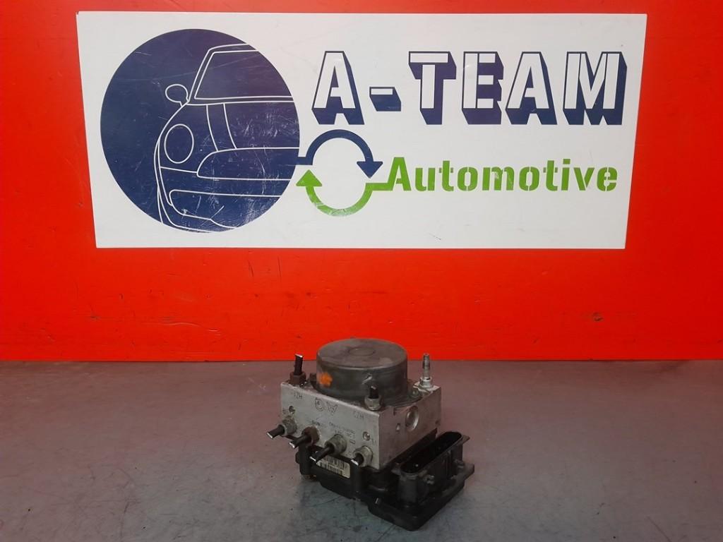 POMPE/MODULE ABS Opel Corsa D (01-2006/12-2014) (0265800422), Utilisé, Opel