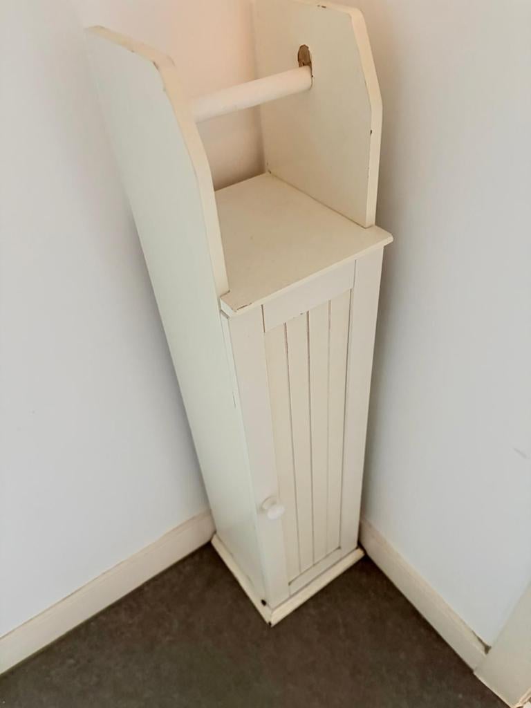 Toilet kast, Ophalen