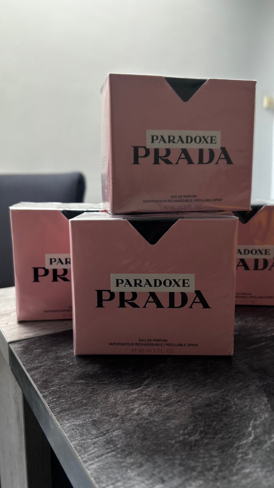 Prada paradox parfum, Enlèvement, Neuf