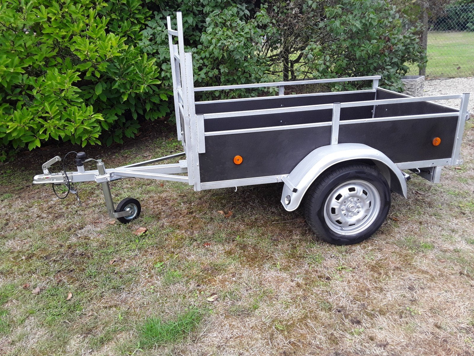 Aanhangwagen enkelas mtm750kg, Enlèvement, Comme neuf