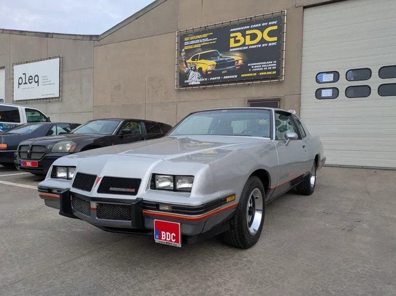 Pontiac Grand-Prix aero coupe 2+2 (automatique), Autos, Oldtimers & Ancêtres, Argent ou Gris, Achat, 143 kW, Pontiac