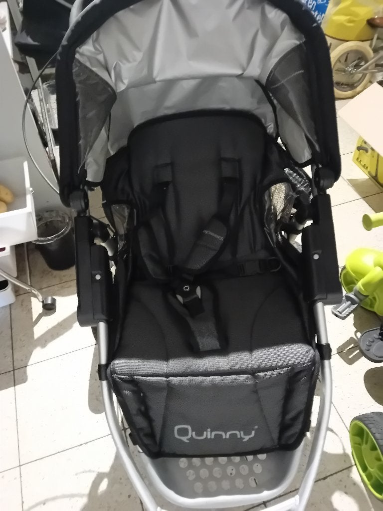 GRATIS buggy QUINNY, Kinderen en Baby's, Buggy's, Ophalen, Quinny, Verstelbare rugleuning