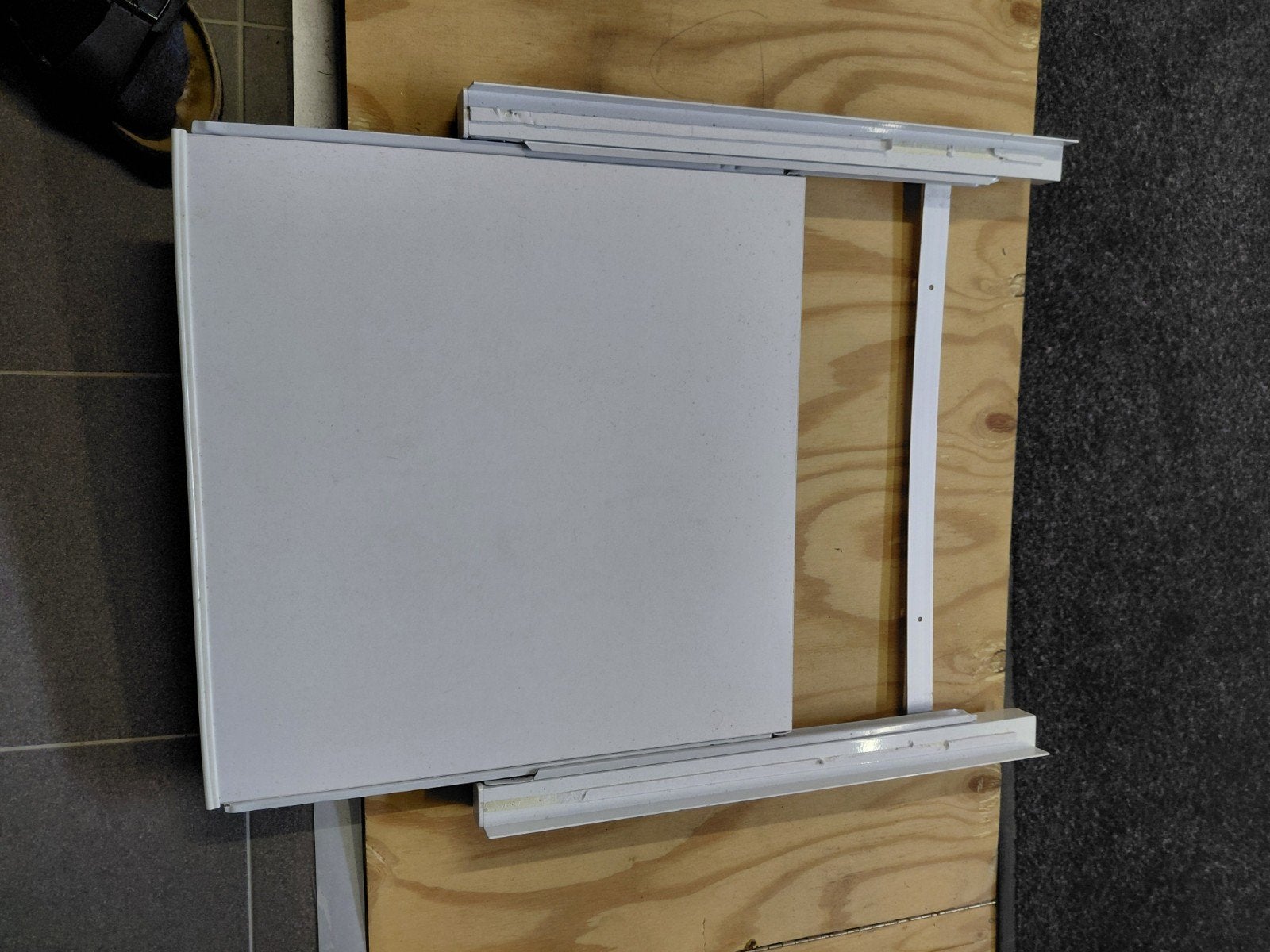 Plank tussen wasmachine en droger, Elektronische apparatuur, Wasmachines, Ophalen
