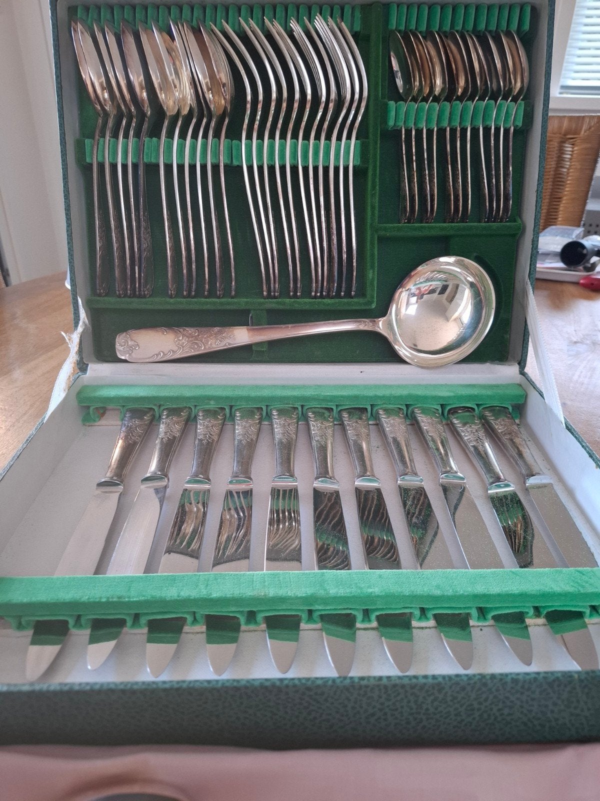 vintage volledige koffer met verzilverde bestek gestempeld, Ophalen