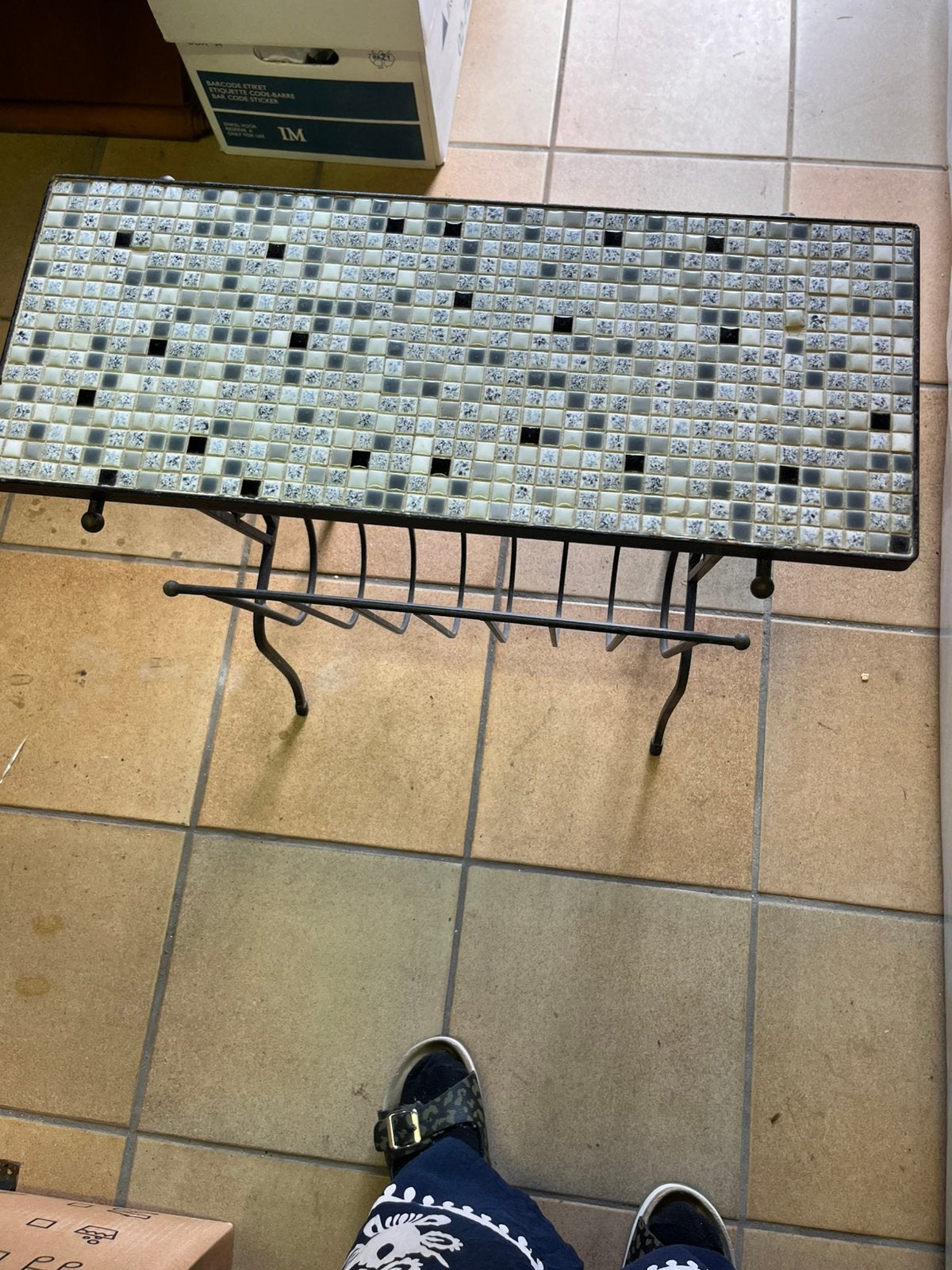 Petite table en metal 53 cm / 21 cl et 55 hauteur, Enlèvement, Comme neuf