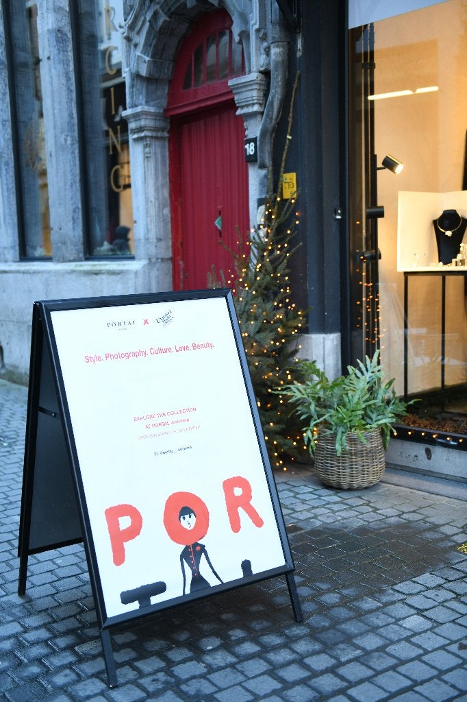 Stoepbord / A-bord voor posters - formaat B1 - zwart alu, Ophalen, Zo goed als nieuw