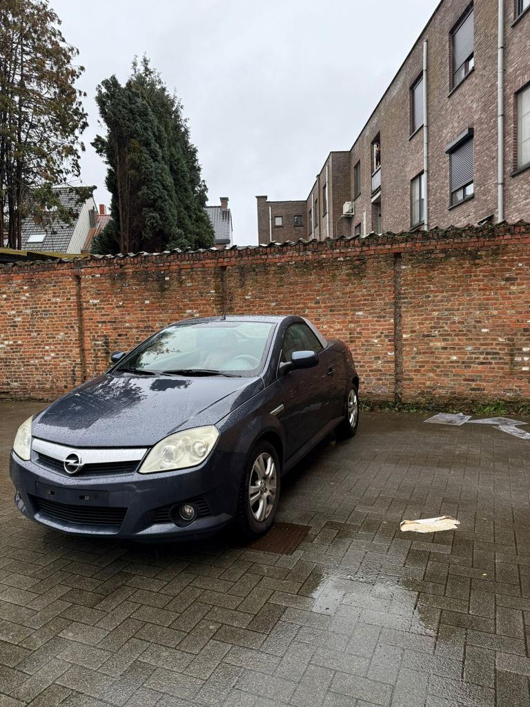 Opel tigra cabrio Benzine 130.000km gekeurd voor verkoop, Auto's, Handgeschakeld, Particulier, 14 cc, Euro 4