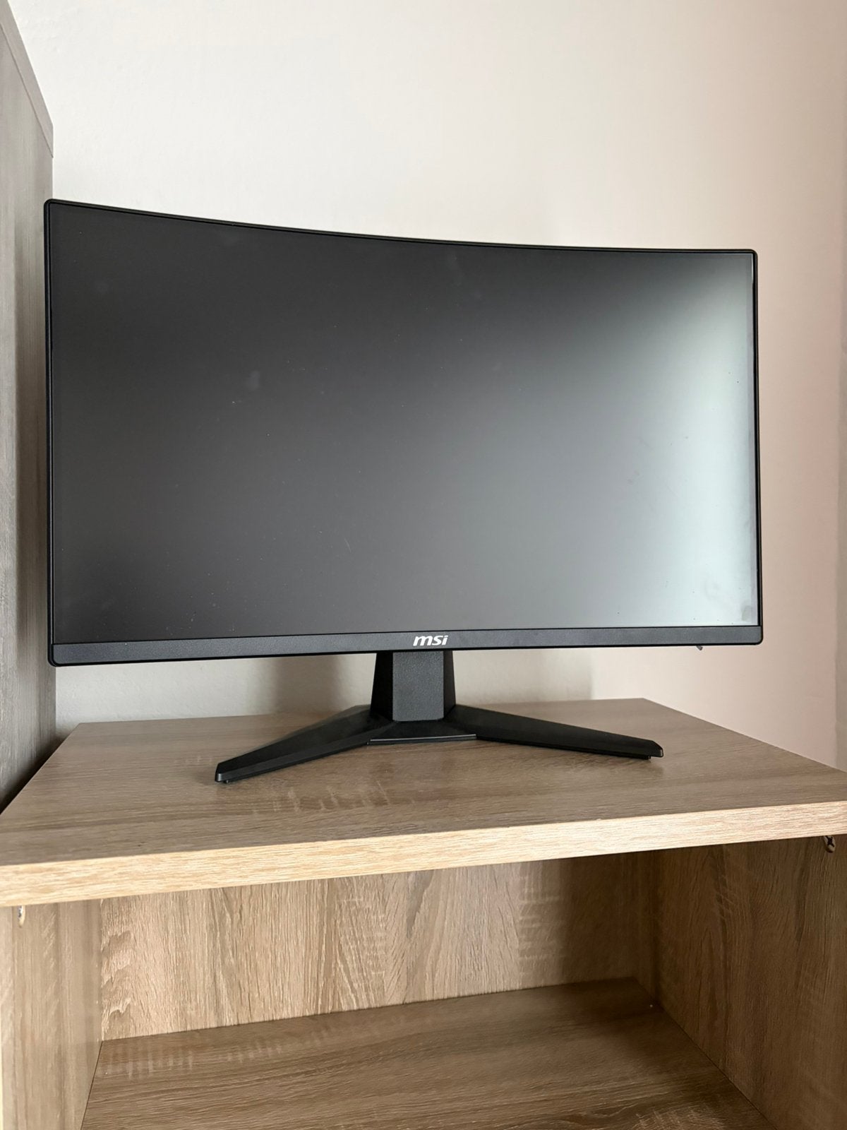 MSI MAG 242C - Full HD Curved - 180 hz - 24 inch, Computers en Software, Monitoren, Kantelbaar, VA, Full HD, Zo goed als nieuw