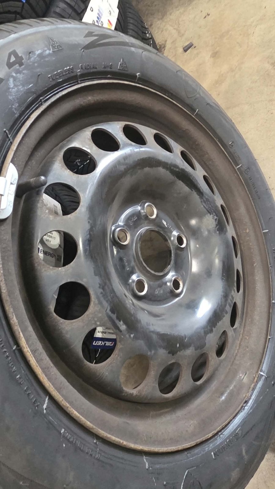 KIT 4 ROUES HIVER 205/55 R16 – PRÊT À L’EMPLOI, Autos : Pièces & Accessoires, Pneus et Jantes, Pneus hiver, 16 pouces, Véhicule de tourisme