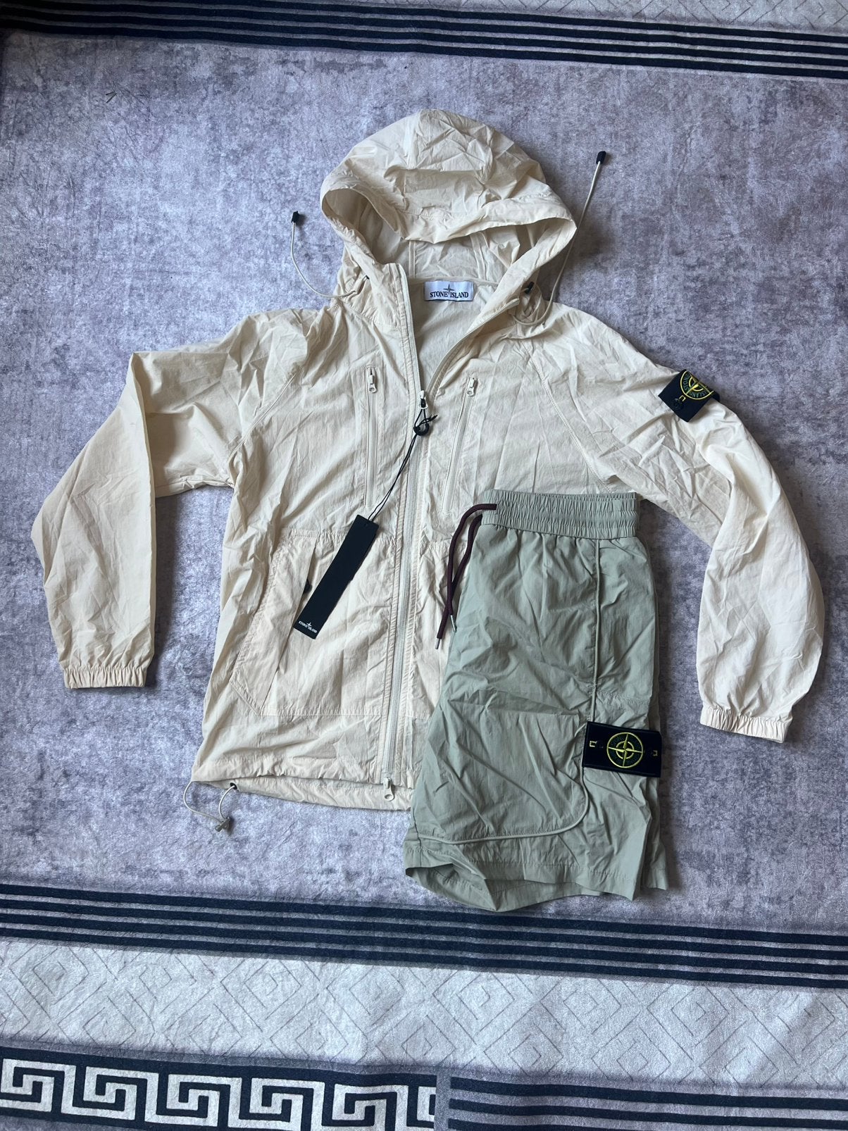 Stone island set, Enlèvement ou Envoi, Neuf
