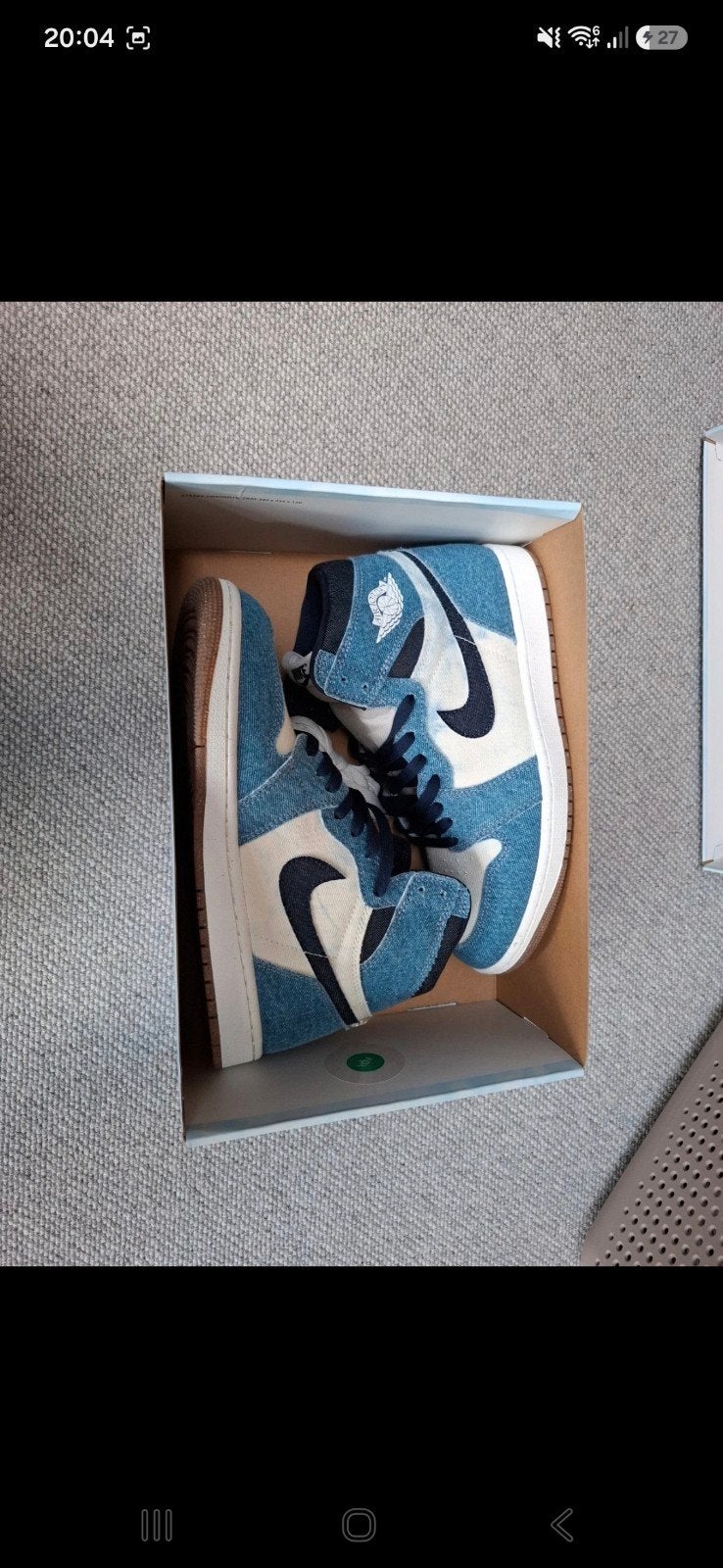 Air Jordan High ONGEDRAGEN. Maat 43. Limited Edition, Ophalen