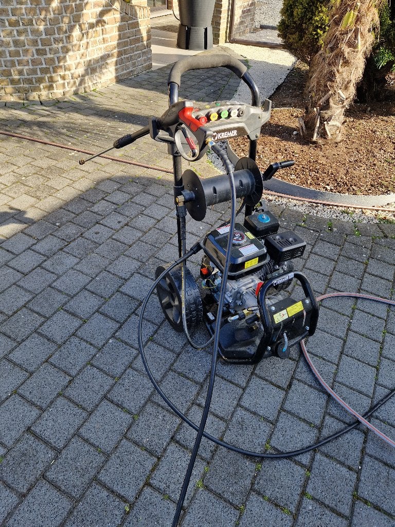 hogedruk spuit, Tuin en Terras, Ophalen, Zo goed als nieuw, Benzine, Kremer