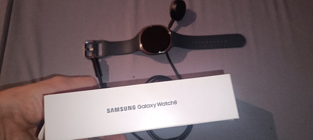 Smartwatch Galaxy 8 nieuw 160€, Ophalen, Zwart, Zo goed als nieuw, Waterdicht