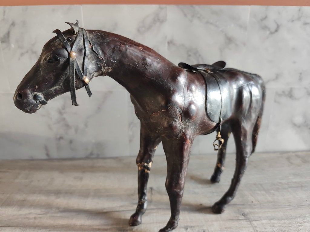 Cheval de cuir, Enlèvement ou Envoi