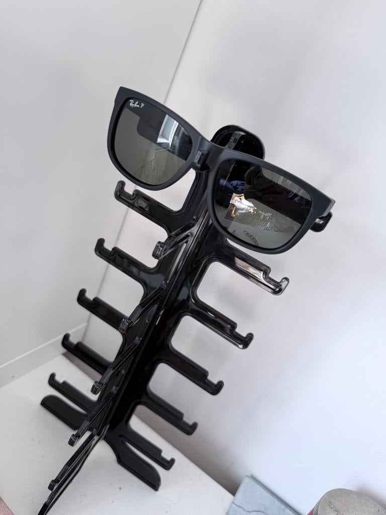 Rayban justin, Enlèvement, Comme neuf