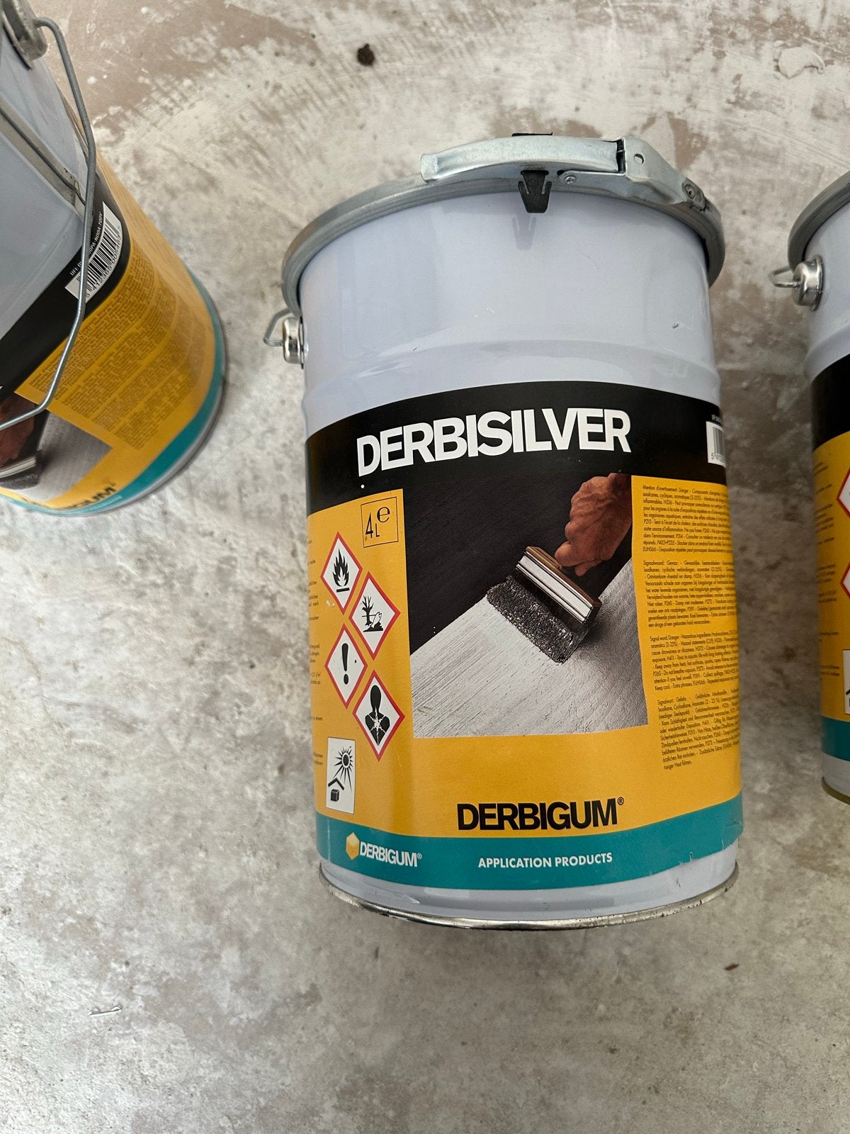 Drie potten warmtewerende verf voor bitumineuze daken, Bricolage & Construction, Peinture, Vernis & Laque, Neuf, Moins de 5 litres