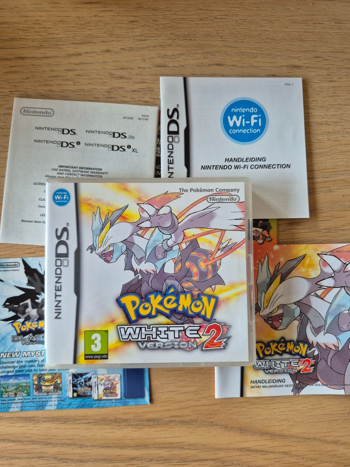 Nintendo DS White Version 2, Games en Spelcomputers, Games | Nintendo DS, Ophalen