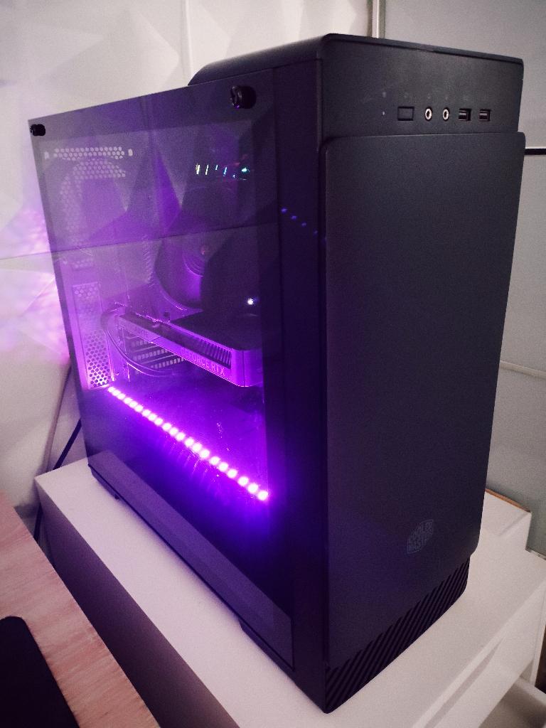 Zeer krachtige RTX Gaming Pc, Computers en Software, Desktop Pc's, Ophalen, Virtual Reality, SSD, 4 Ghz of meer
