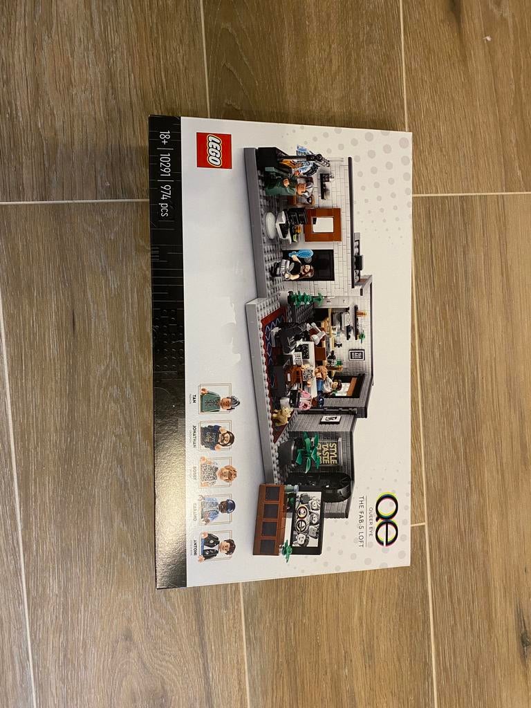 Lego 10291 - Queer Eye The Fab 5 Loft, Ophalen, Zo goed als nieuw, Lego