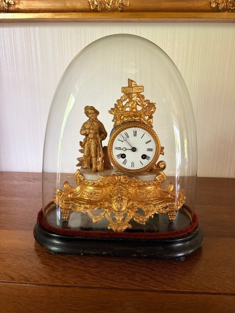 ANCIENNE PENDULETTE AVEC GLOBE, Enlèvement