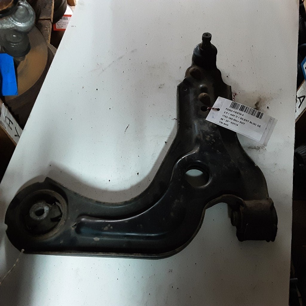 DRAAGARM LINKS VOOR Ford Fiesta 4 (96FB304251BF), Gebruikt, Henry-Ford-Straße  1
50735  Köln, DE, Ford-Werke GmbH, Kunden@ford.com