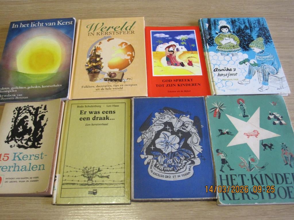 Pakket oude en minder oude kerstboeken, Ophalen of Verzenden