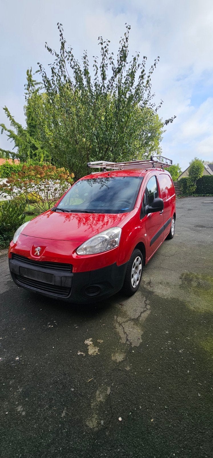 Peugeot partner 2014 essence, Rouge, Euro 5, Achat, 4 portes