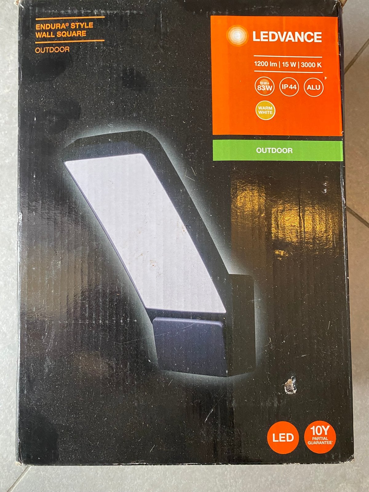 Led wandlamp Ledvance 15w ip44 buitenlamp, Tuin en Terras, Ophalen, Wandlamp, Netvoeding, 50 tot 250 watt