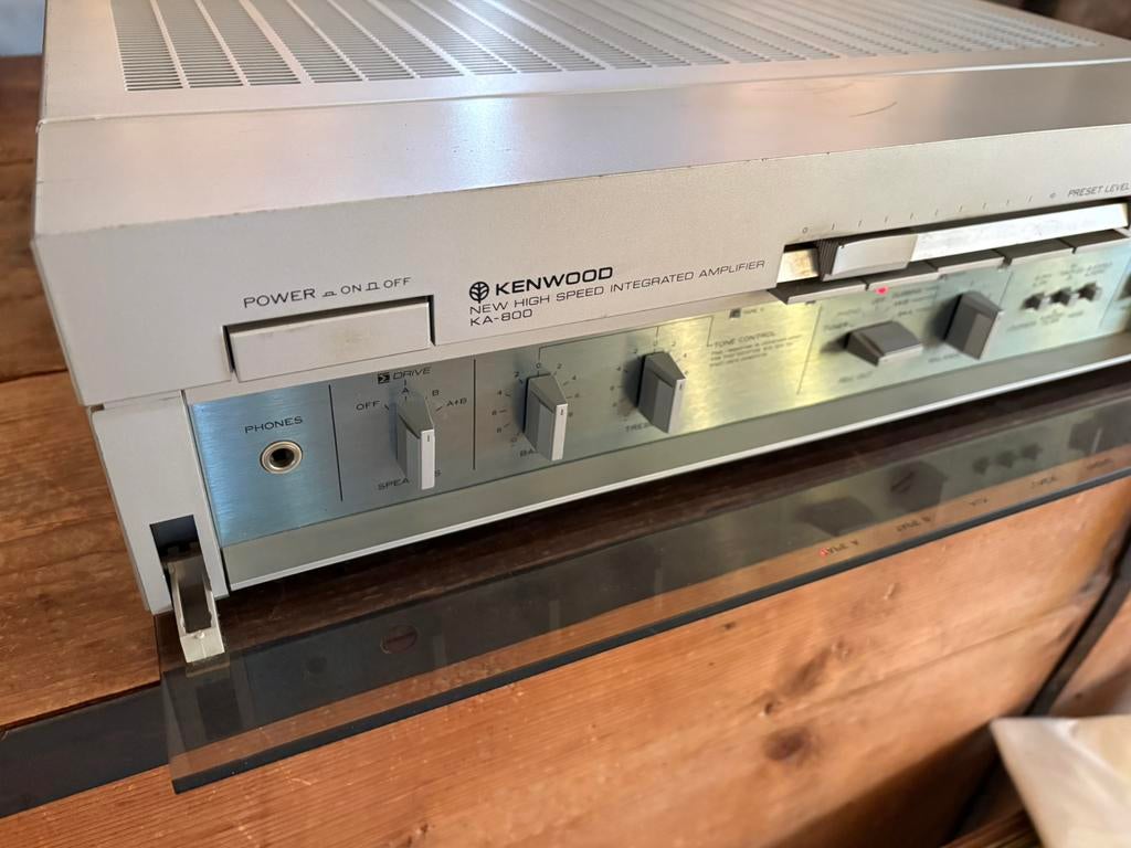 KENWOOD KA 800 1980/83 VINTAGE VERSTERKER IN GOEDE STAAT, Audio, Tv en Foto, Versterkers en Ontvangers, Gebruikt, Overige systemen