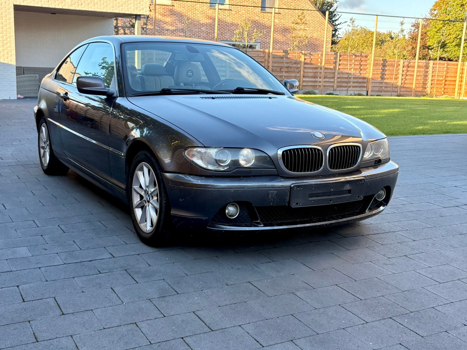 BMW E46 318CI, Achterwielaandrijving, 1995 cc, Leder, 105 kW