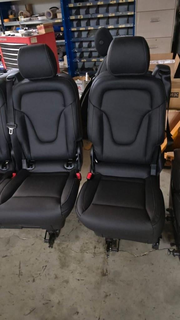 Originele Lugano zwarte lederen stoelen Mercedes V 250 300
