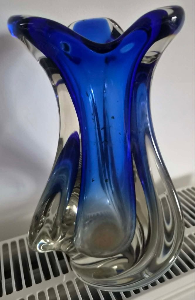 Vase en verre soufflé de style Murano, Antiquités & Art, Antiquités | Verre & Cristal, Enlèvement