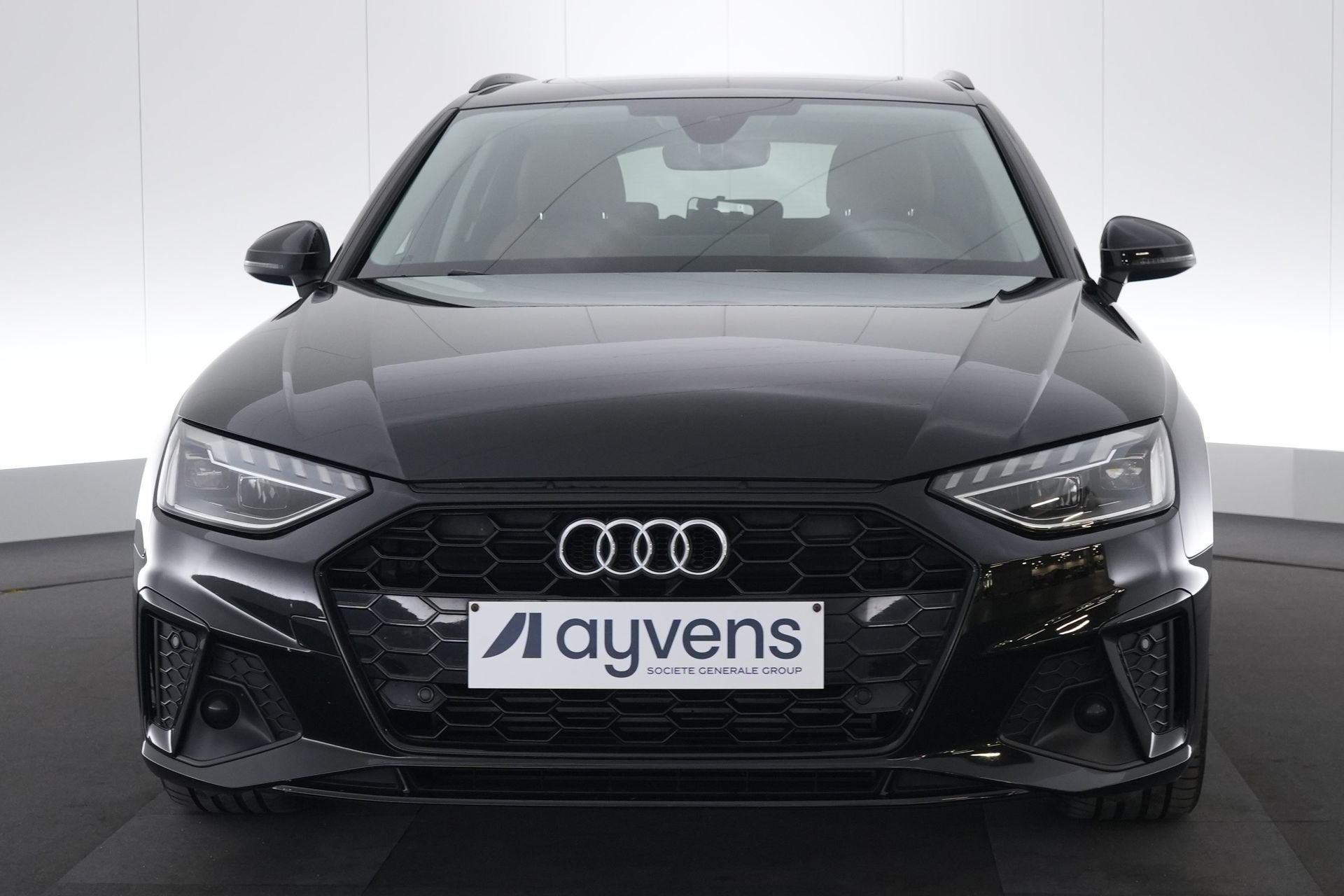 (2AMM304) AUDI A4 AVANT, Achat, Entreprise, 149 g/km, Carnet d'entretien