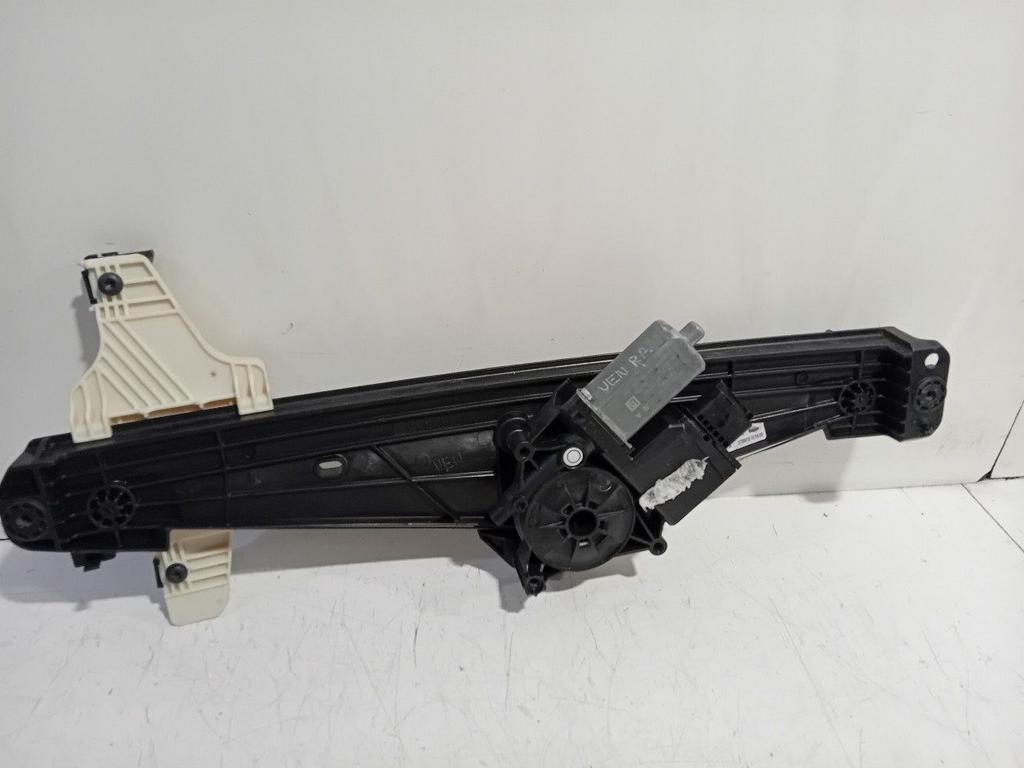 Raammechaniek elektrisch rechts achter Peugeot 5008, Onderdelen@venauto.nl, Van der Ven Autorecycling B.V., Ettenseweg 76, 4706 PB Roosendaal, The Netherlands
