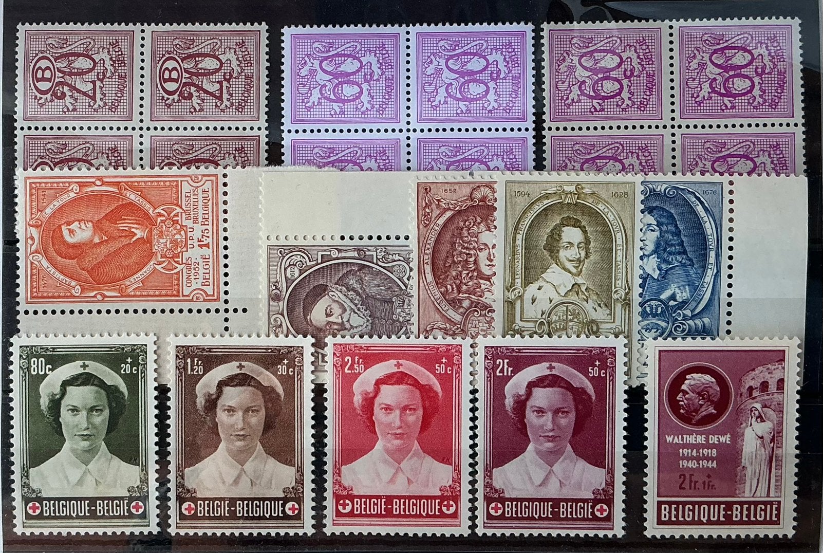 LOT 685. 1951-53. 3 blokken + 10 zegels. POSTFRIS. MNH., Orginele gom, Ophalen of Verzenden, Postfris, Postfris