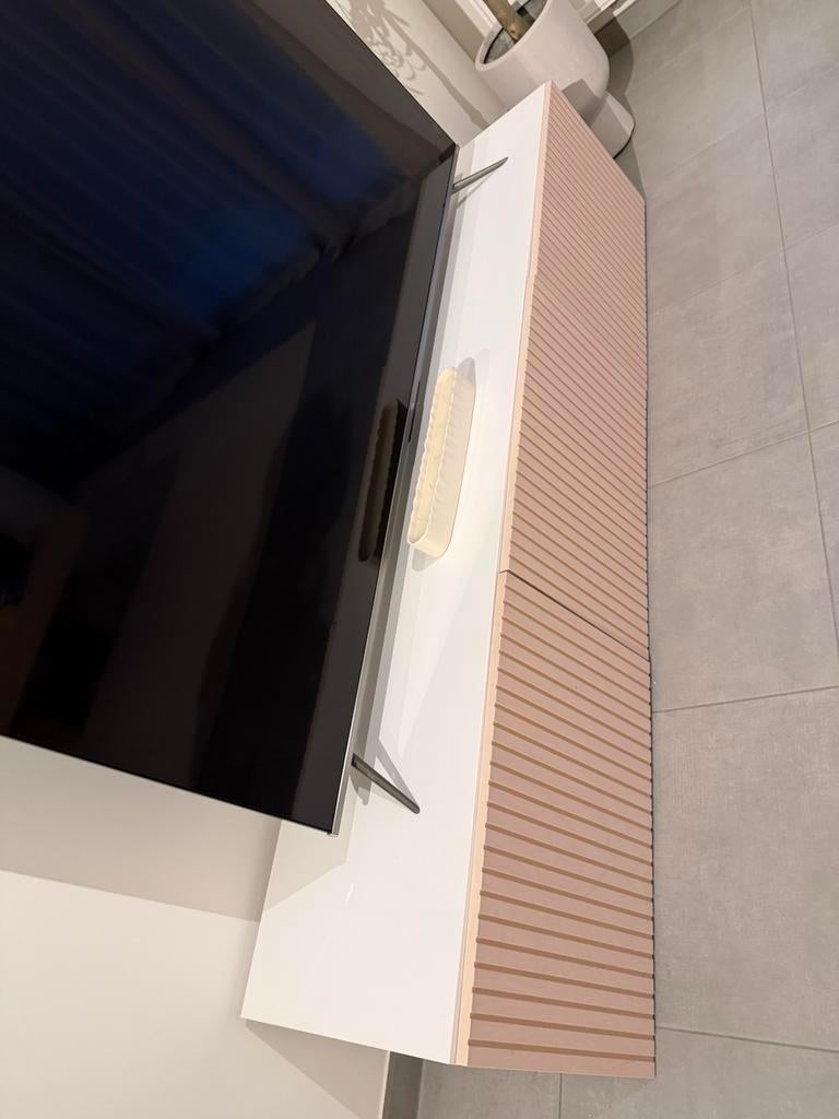 Meuble Tv blanc et bois clair, Maison & Meubles, Armoires | Mobilier de télévision, Enlèvement, Neuf
