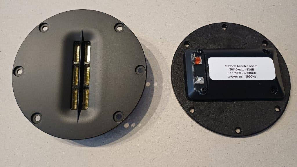 Un ensemble de tweeters à ruban 8 ohms 20/40 watts loin de, Neuf, Autres marques, Enlèvement ou Envoi, Haut-parleurs Frontaux, Arrière ou Stéréo
