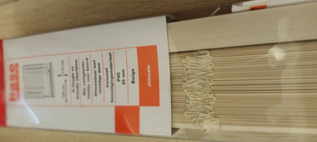 aluminium jaloezieën (wit en beige) diverse maten, Huis en Inrichting, Stoffering | Gordijnen en Lamellen, Ophalen, Zo goed als nieuw