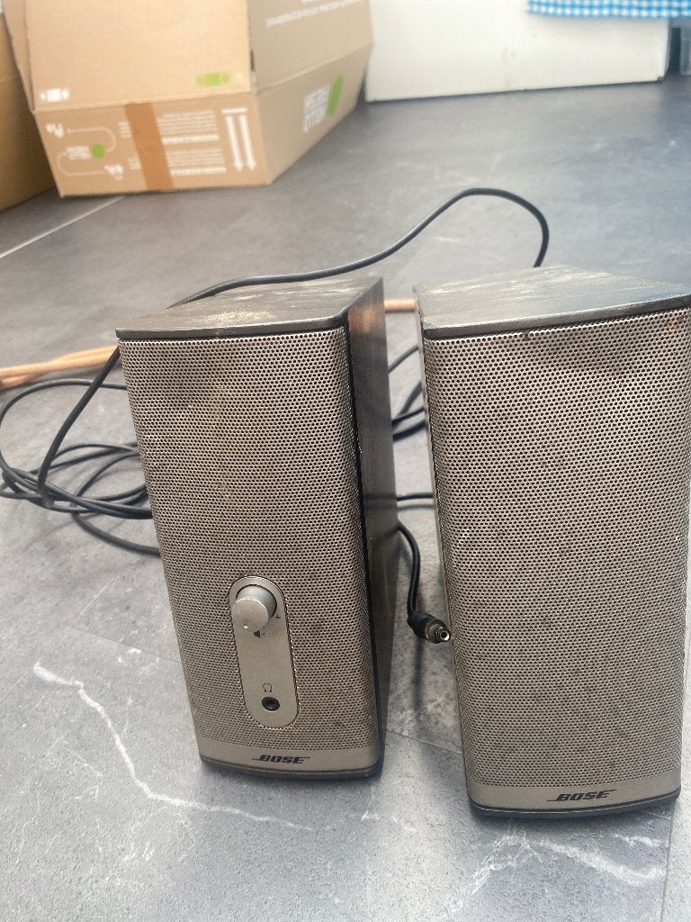 Bose box, TV, Hi-fi & Vidéo, Enceintes, Haut-parleur central, Câbles inclus, Enlèvement, Utilisé