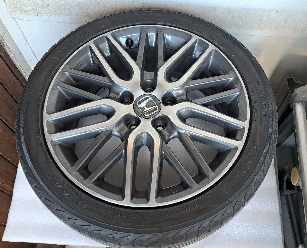 18inch velgen incl banden , steek 5x114.3, Auto-onderdelen, Ophalen, 18 inch, Gebruikt, Banden en Velgen