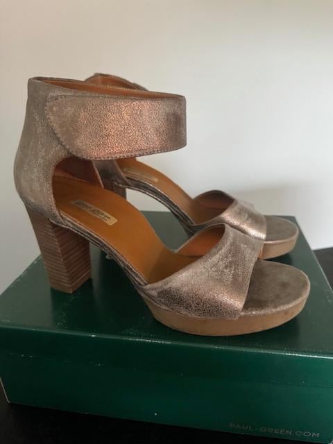 leren goudkleurige chique sandalen Paul Green maat 38,5, Kleding | Dames, Schoenen, Ophalen of Verzenden