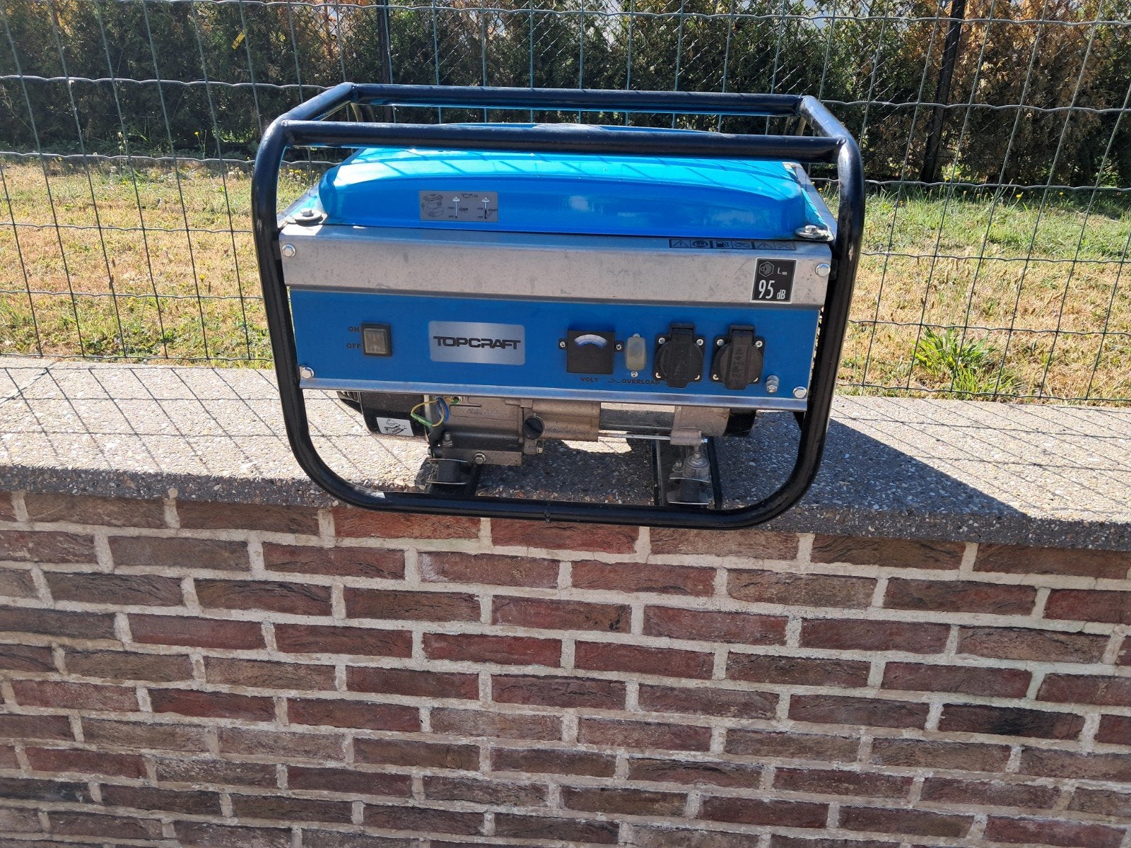 Groupe électrogène 2300 WATT, Bricolage & Construction, Générateurs, Enlèvement, Comme neuf, Moins de 5 kVA, Essence