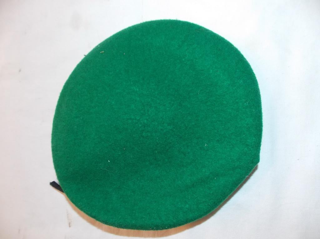 Franse Legion etrangere baret (C), Ophalen of Verzenden, Landmacht, Helm of Baret